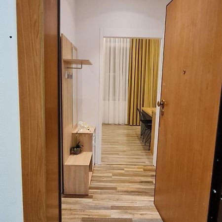 Luxury Apartment Tirana Exterior photo